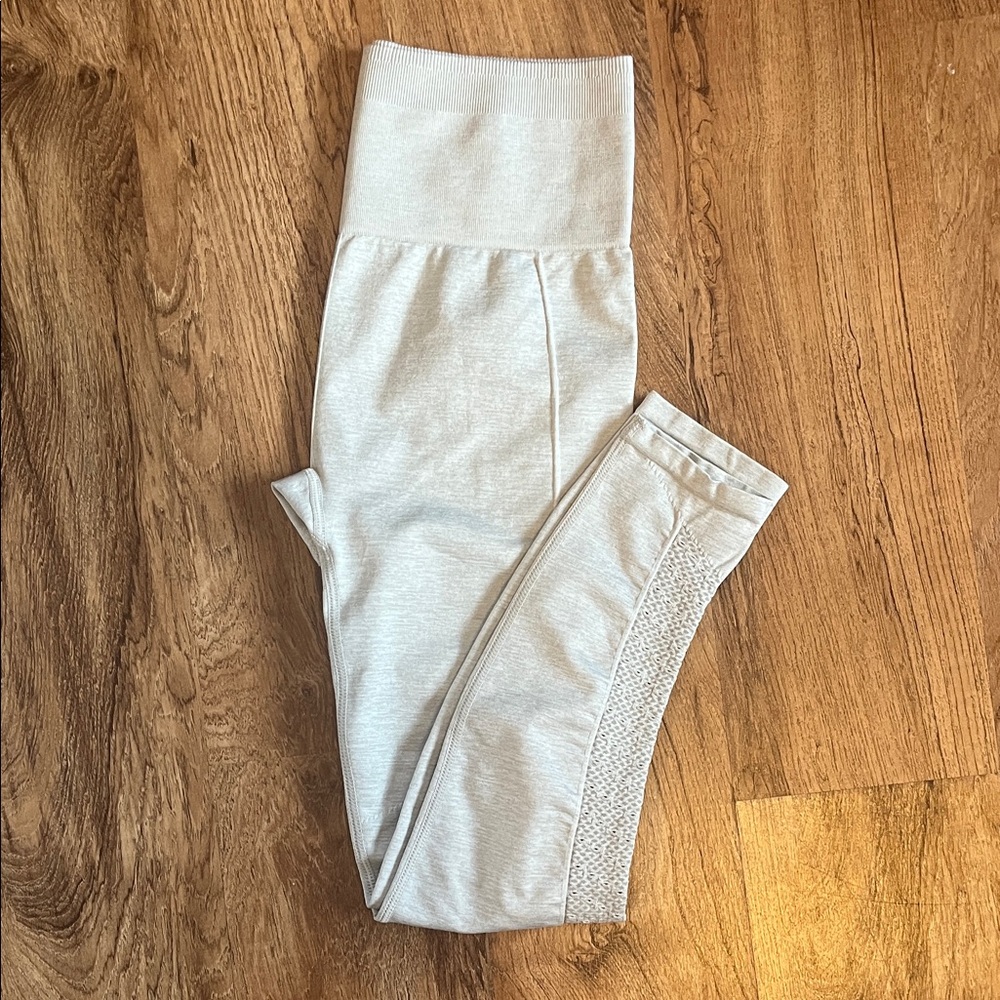 Fabletics light grey Leggings size small